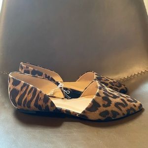NWT leopard print flats